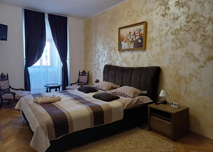 Republicii Apartment